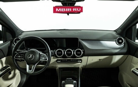 Mercedes-Benz B-Класс, 2019 год, 2 299 700 рублей, 13 фотография