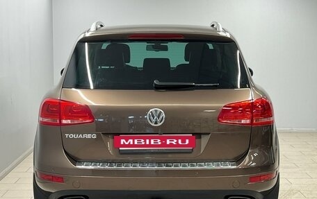 Volkswagen Touareg III, 2011 год, 1 660 000 рублей, 3 фотография