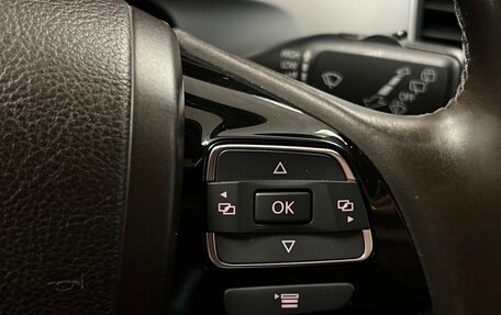 Volkswagen Touareg III, 2011 год, 1 660 000 рублей, 10 фотография