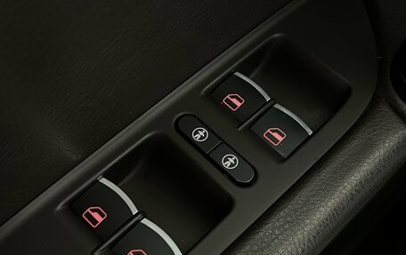 Volkswagen Touareg III, 2011 год, 1 660 000 рублей, 18 фотография