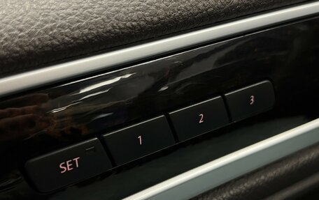 Volkswagen Touareg III, 2011 год, 1 660 000 рублей, 14 фотография