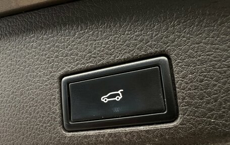 Volkswagen Touareg III, 2011 год, 1 660 000 рублей, 24 фотография