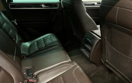 Volkswagen Touareg III, 2011 год, 1 660 000 рублей, 22 фотография