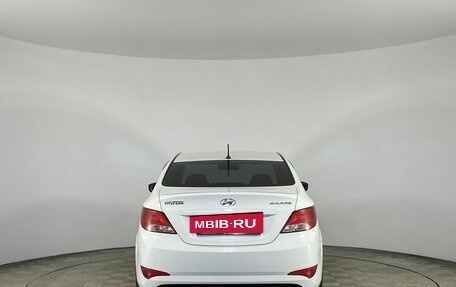 Hyundai Solaris II рестайлинг, 2015 год, 899 000 рублей, 7 фотография