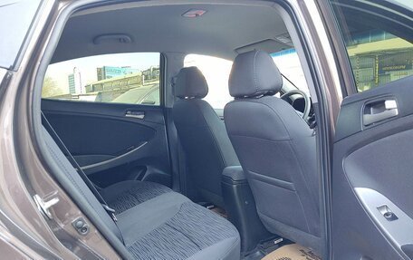 Hyundai Solaris II рестайлинг, 2015 год, 1 010 000 рублей, 12 фотография