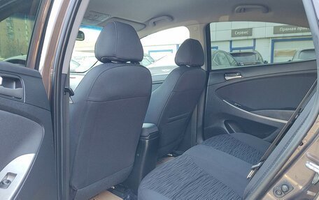 Hyundai Solaris II рестайлинг, 2015 год, 1 010 000 рублей, 11 фотография