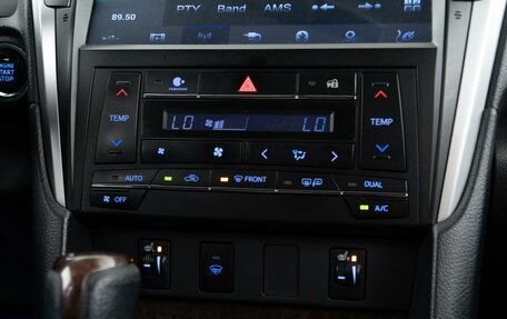 Toyota Camry, 2017 год, 1 900 000 рублей, 15 фотография