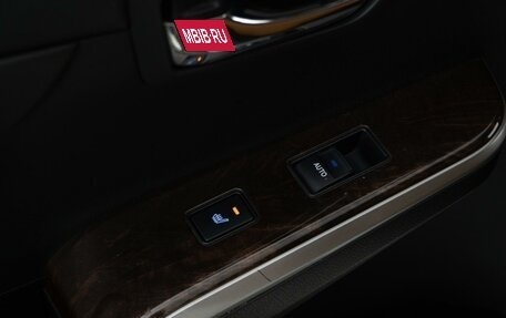 Toyota Camry, 2017 год, 1 900 000 рублей, 16 фотография