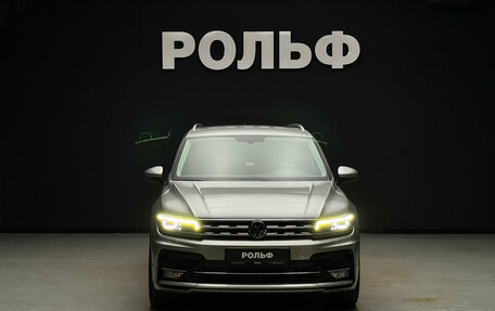 Volkswagen Tiguan II, 2018 год, 3 200 000 рублей, 2 фотография