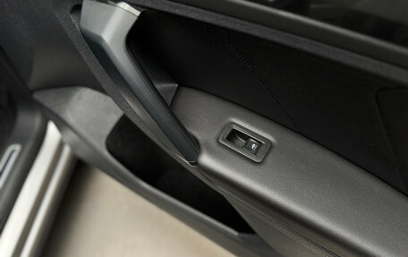 Volkswagen Tiguan II, 2018 год, 3 200 000 рублей, 27 фотография