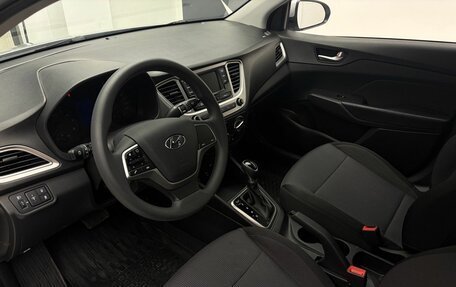 Hyundai Solaris II рестайлинг, 2021 год, 1 829 900 рублей, 13 фотография