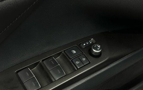 Toyota Camry, 2021 год, 3 099 900 рублей, 20 фотография