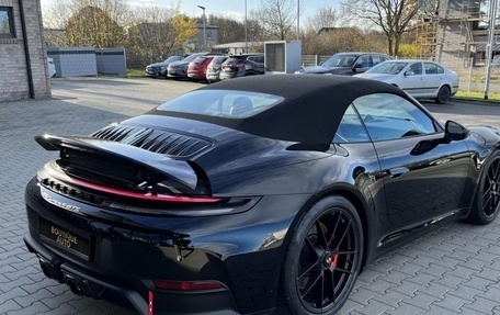 Porsche 911, 2025 год, 26 020 000 рублей, 11 фотография