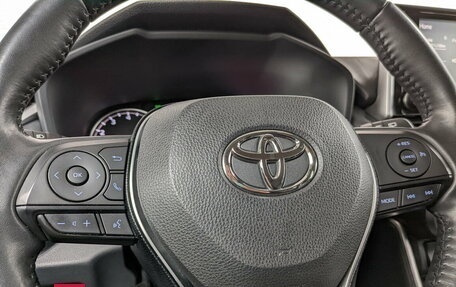 Toyota RAV4, 2021 год, 3 700 000 рублей, 5 фотография