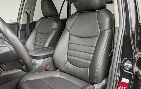 Toyota RAV4, 2021 год, 3 700 000 рублей, 20 фотография