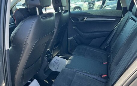 Skoda Karoq I, 2020 год, 2 400 000 рублей, 16 фотография