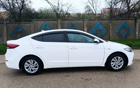 Hyundai Elantra VI рестайлинг, 2017 год, 1 520 000 рублей, 4 фотография