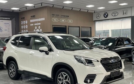 Subaru Forester, 2022 год, 2 785 000 рублей, 3 фотография