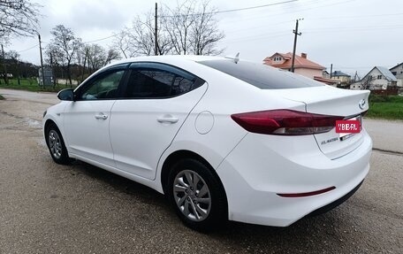 Hyundai Elantra VI рестайлинг, 2017 год, 1 520 000 рублей, 6 фотография