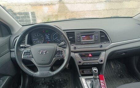 Hyundai Elantra VI рестайлинг, 2017 год, 1 520 000 рублей, 15 фотография