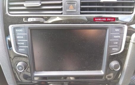 Volkswagen Golf VII, 2015 год, 1 300 000 рублей, 7 фотография