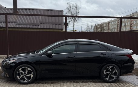 Hyundai Elantra, 2022 год, 2 200 000 рублей, 4 фотография