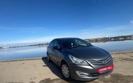 Hyundai Solaris II рестайлинг, 2015 год, 850 000 рублей, 8 фотография