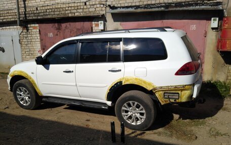 Mitsubishi Pajero Sport II рестайлинг, 2014 год, 1 690 000 рублей, 13 фотография