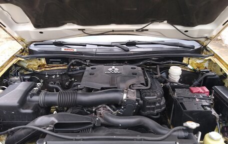 Mitsubishi Pajero Sport II рестайлинг, 2014 год, 1 690 000 рублей, 12 фотография