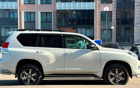 Toyota Land Cruiser Prado 150 рестайлинг 2, 2010 год, 2 350 000 рублей, 4 фотография