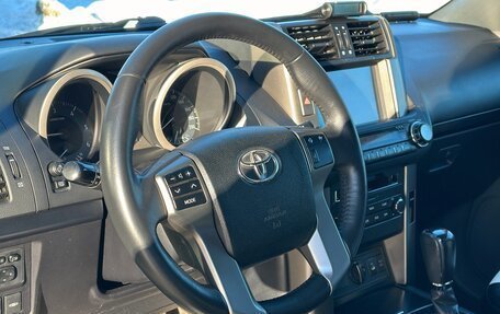 Toyota Land Cruiser Prado 150 рестайлинг 2, 2010 год, 2 350 000 рублей, 14 фотография