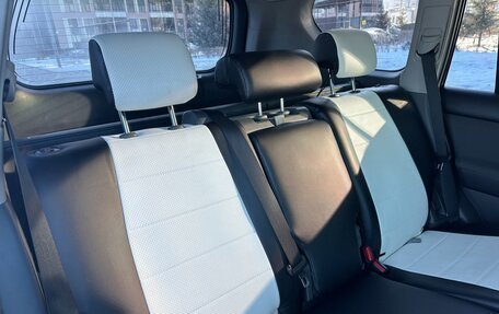 Toyota Land Cruiser Prado 150 рестайлинг 2, 2010 год, 2 350 000 рублей, 20 фотография