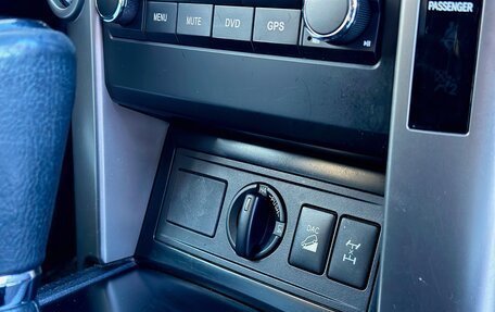 Toyota Land Cruiser Prado 150 рестайлинг 2, 2010 год, 2 350 000 рублей, 26 фотография