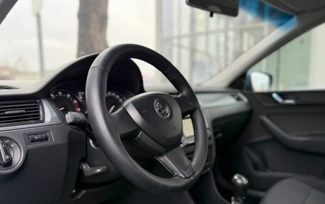 Skoda Rapid I, 2016 год, 925 000 рублей, 10 фотография