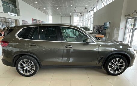 BMW X5, 2021 год, 5 900 000 рублей, 6 фотография