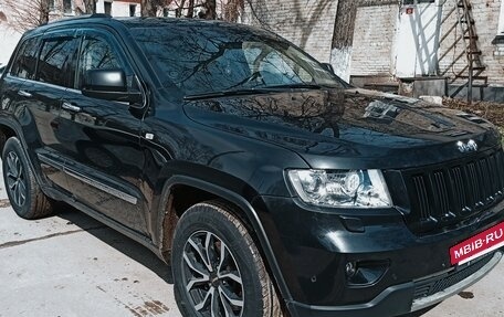 Jeep Grand Cherokee, 2012 год, 1 975 000 рублей, 3 фотография