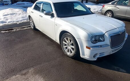 Chrysler 300C II, 2005 год, 520 000 рублей, 4 фотография