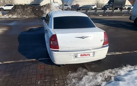 Chrysler 300C II, 2005 год, 520 000 рублей, 2 фотография