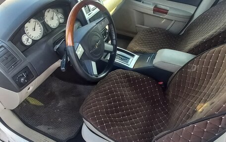 Chrysler 300C II, 2005 год, 520 000 рублей, 8 фотография