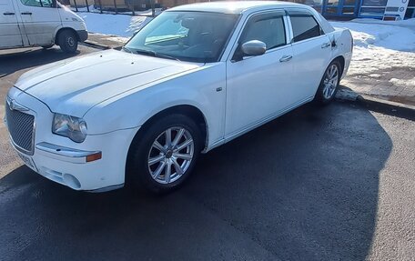 Chrysler 300C II, 2005 год, 520 000 рублей, 12 фотография