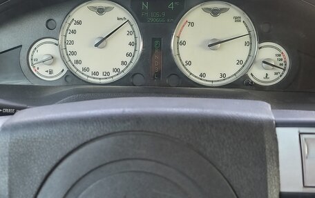 Chrysler 300C II, 2005 год, 520 000 рублей, 11 фотография