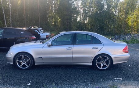 Mercedes-Benz E-Класс, 2004 год, 1 500 000 рублей, 9 фотография