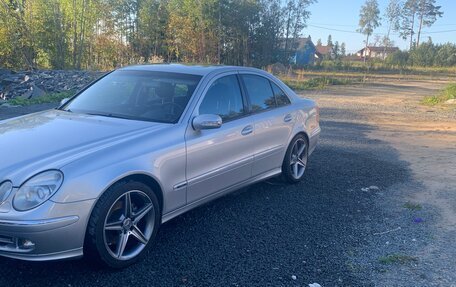 Mercedes-Benz E-Класс, 2004 год, 1 500 000 рублей, 8 фотография