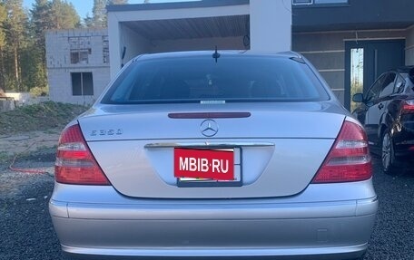 Mercedes-Benz E-Класс, 2004 год, 1 500 000 рублей, 14 фотография