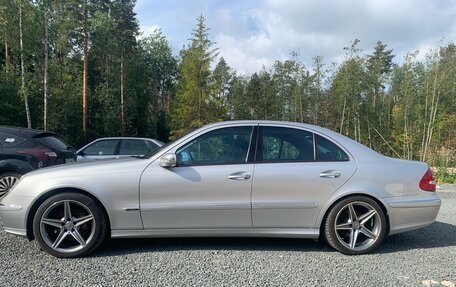 Mercedes-Benz E-Класс, 2004 год, 1 500 000 рублей, 23 фотография