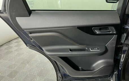 Jaguar F-Pace, 2016 год, 2 499 000 рублей, 10 фотография