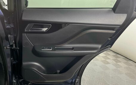 Jaguar F-Pace, 2016 год, 2 499 000 рублей, 26 фотография