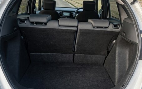 Honda Fit, 2022 год, 1 150 000 рублей, 7 фотография