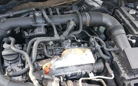 Volkswagen Touran III, 2011 год, 636 000 рублей, 9 фотография