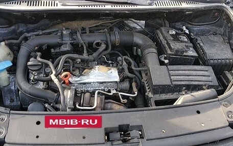 Volkswagen Touran III, 2011 год, 636 000 рублей, 8 фотография